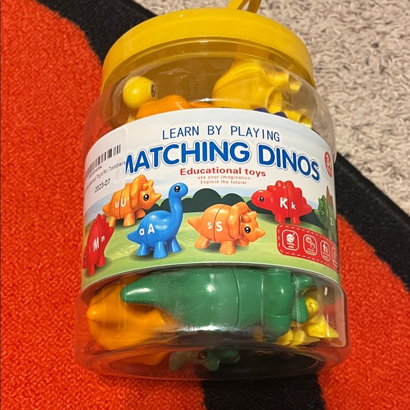 Amazon Dinosaur Learning Set - Picture 2 of 7